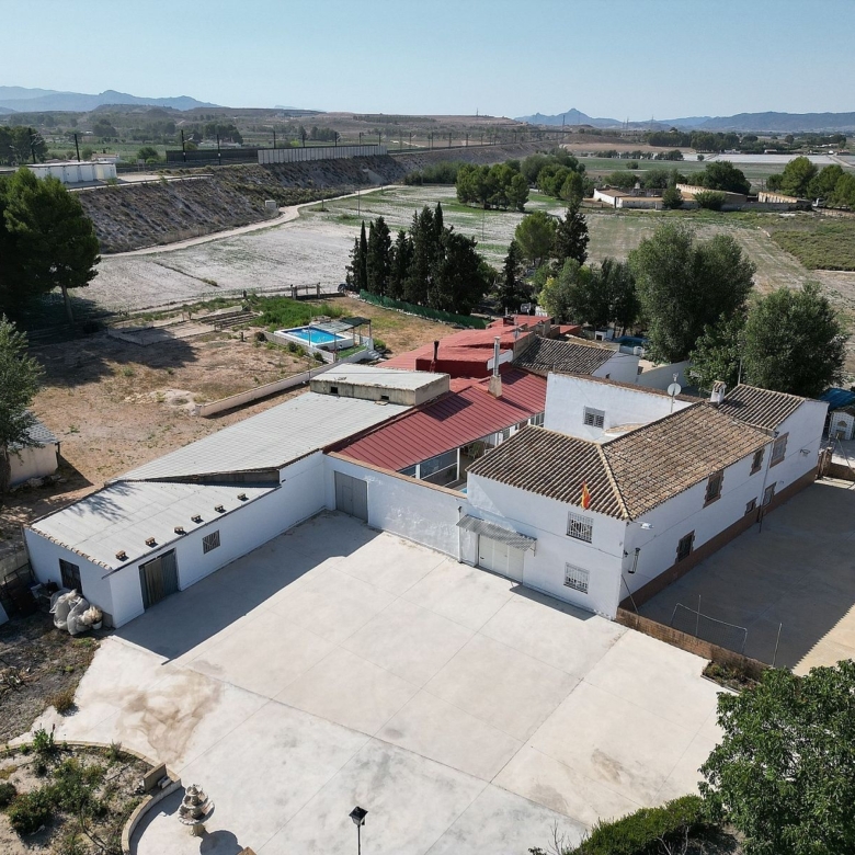 Landhaus in Villena (Alicante)