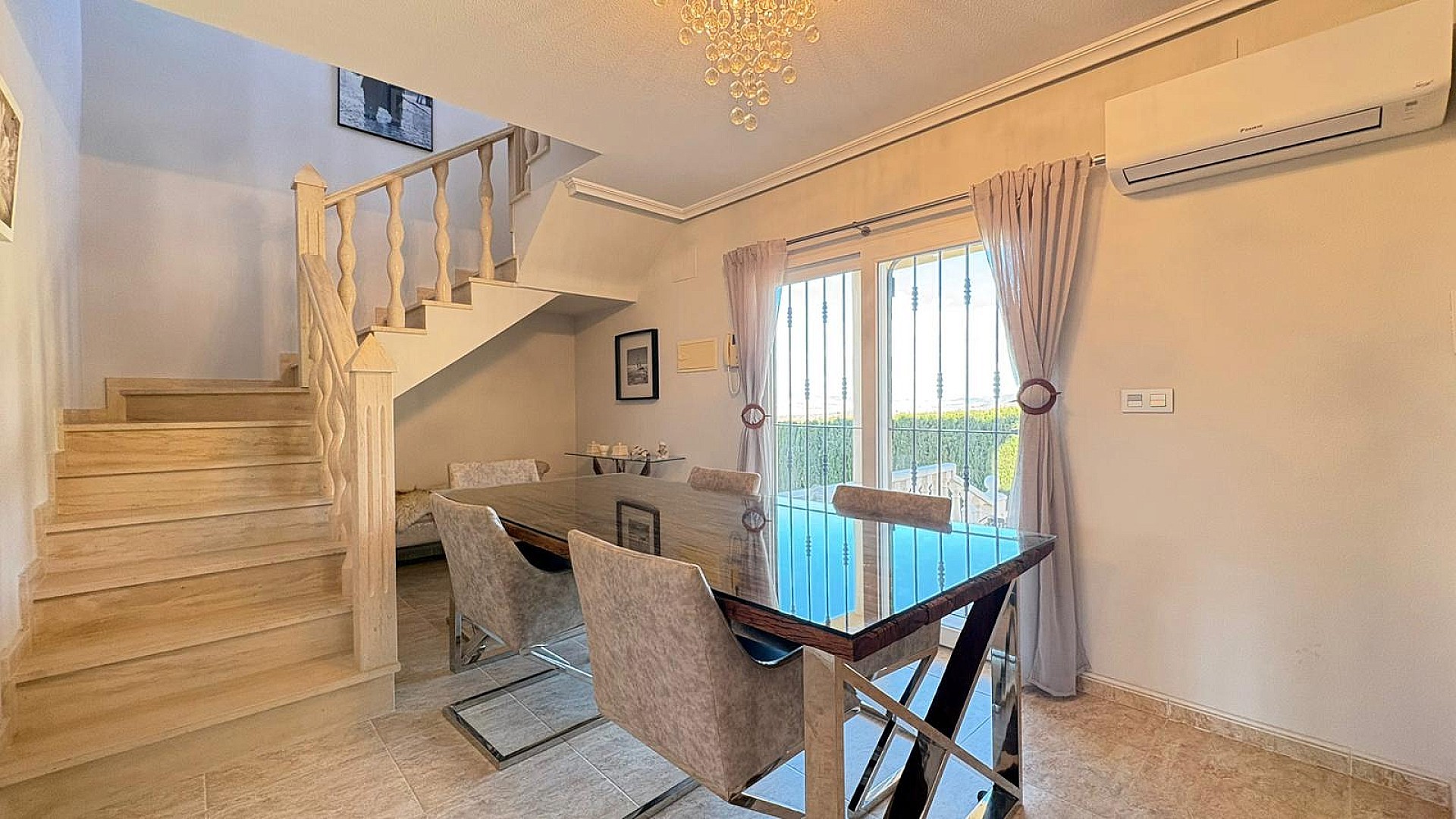 w_q4vgifc2r4jfusimnbnc