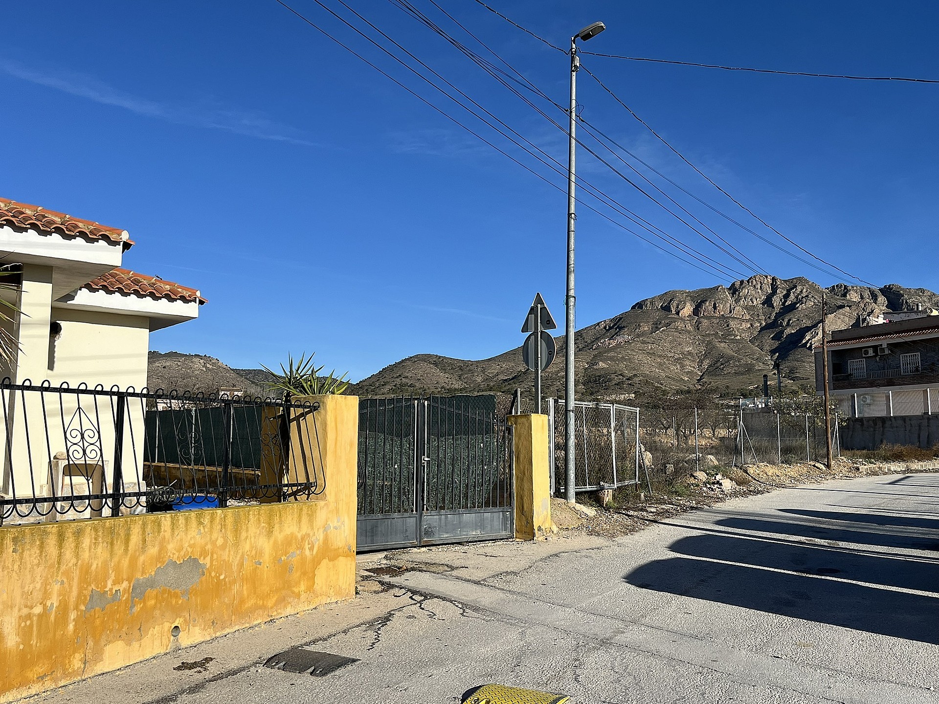 w_q7i6wki8p062zf4fshgn