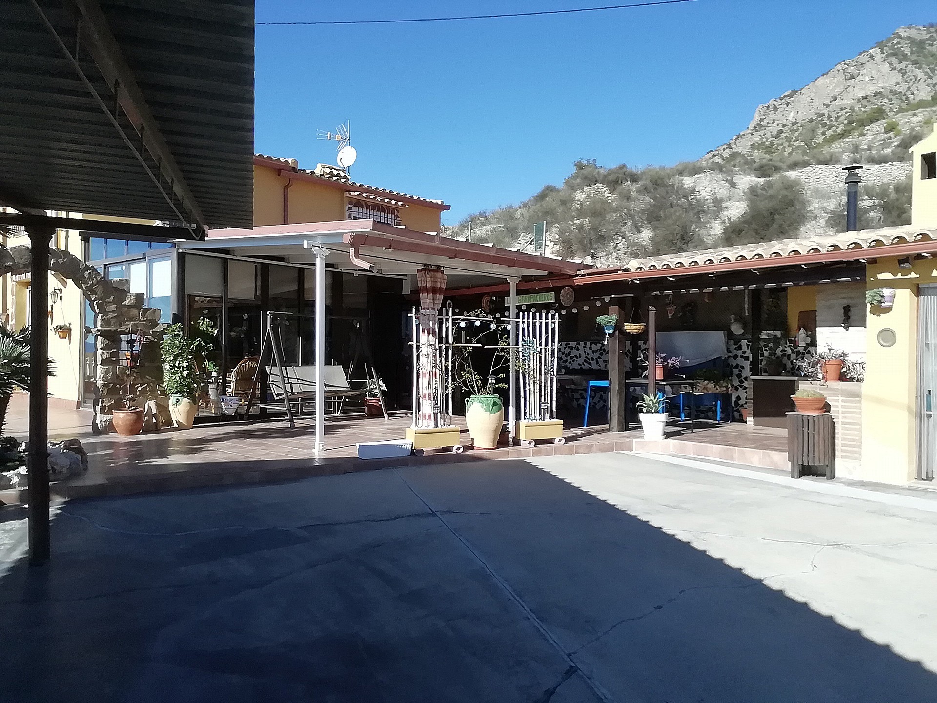 w_rezroou8dxtdhspqrvsv