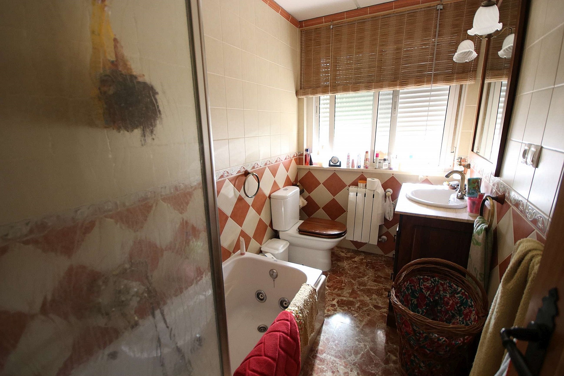 w_skbjmxn803utyigkscg4