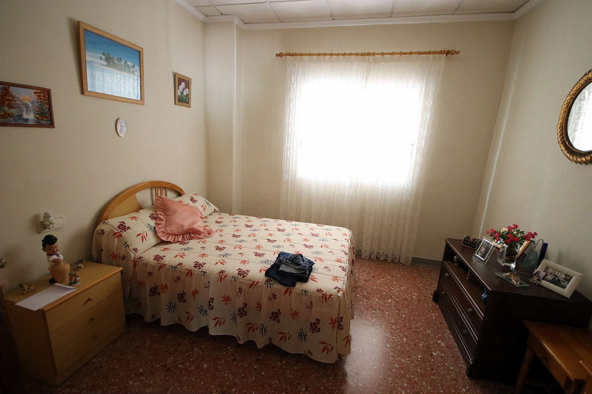 w_t0byapr8f2v2iwwy55hq