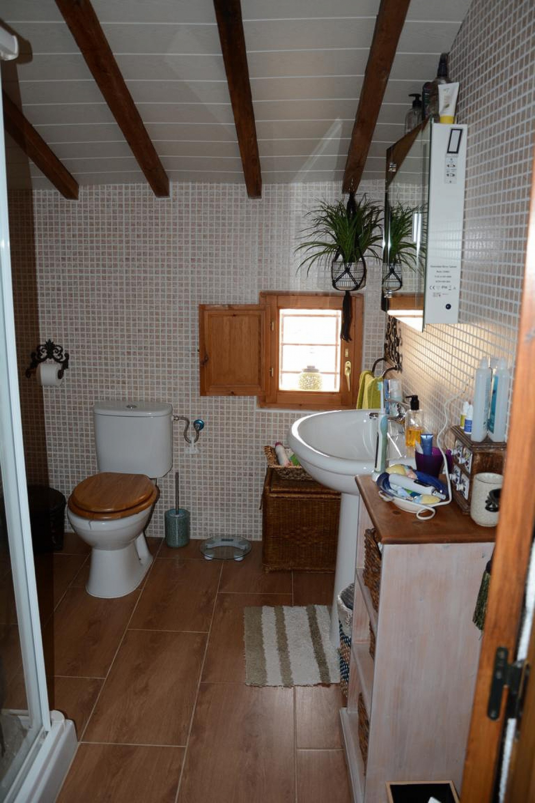 w_tg67u5gmrpdg5zeuxbpv