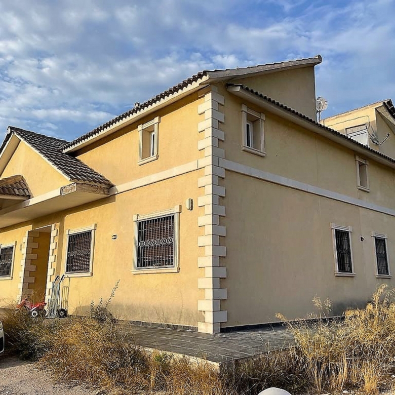 Villa in Castalla (Alicante)