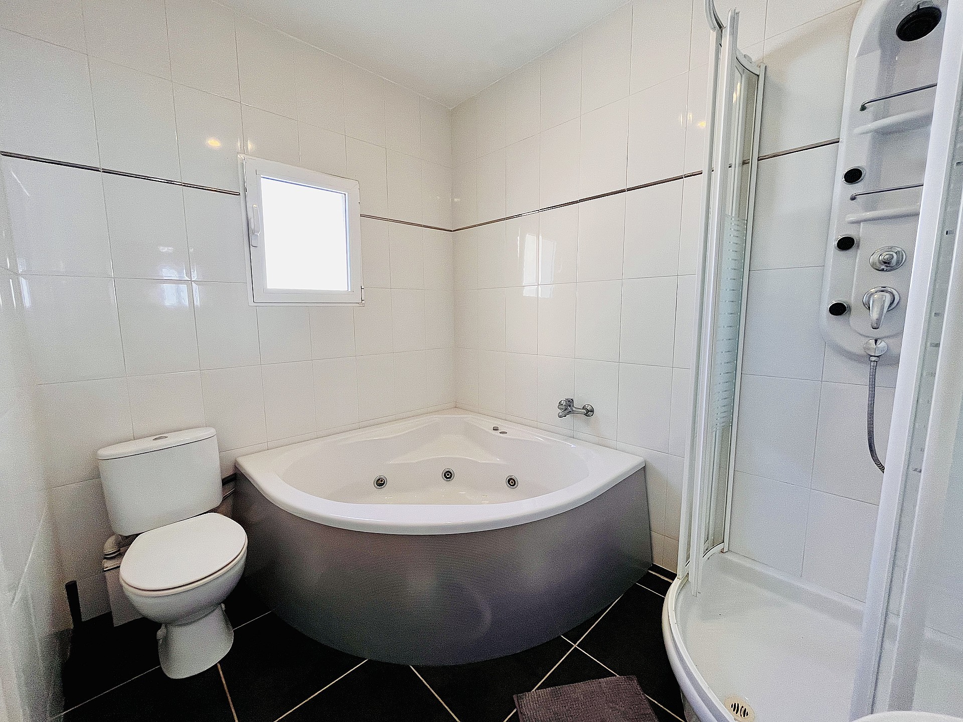 w_tzh46q22frd7q037nbtn