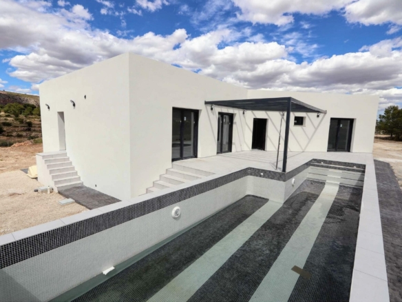 Villa in Aspe (Alicante)