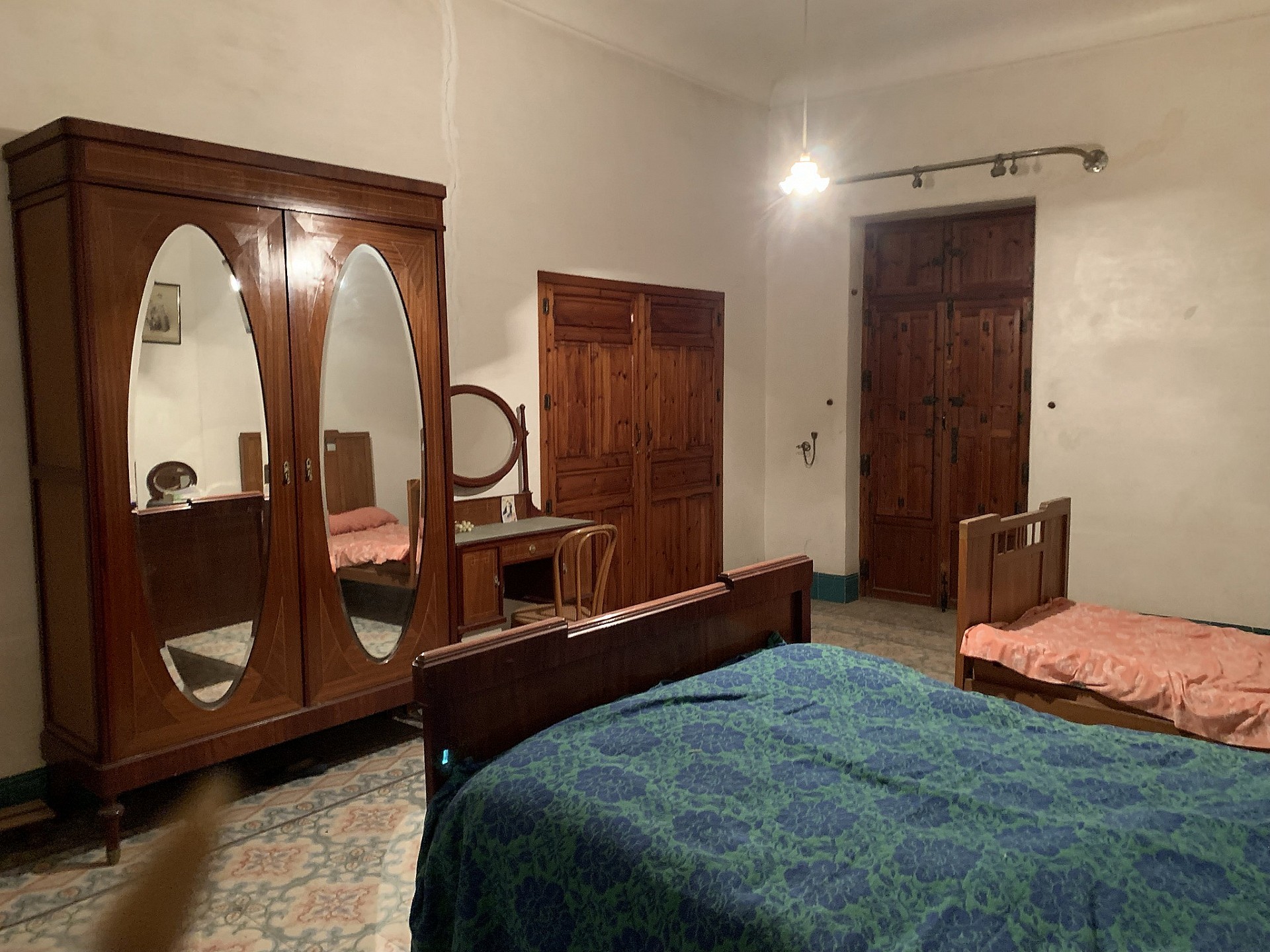 w_v4vwxm0yzrqn36n0q6d4