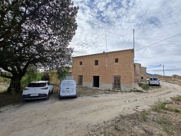Landhaus in Pinoso (Alicante)