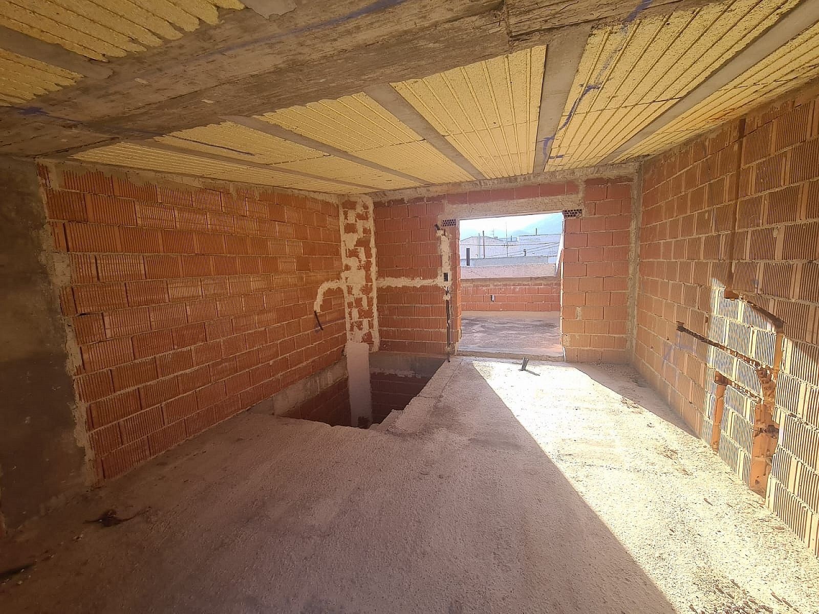 w_wcjqktfq3ayapgdmpixa