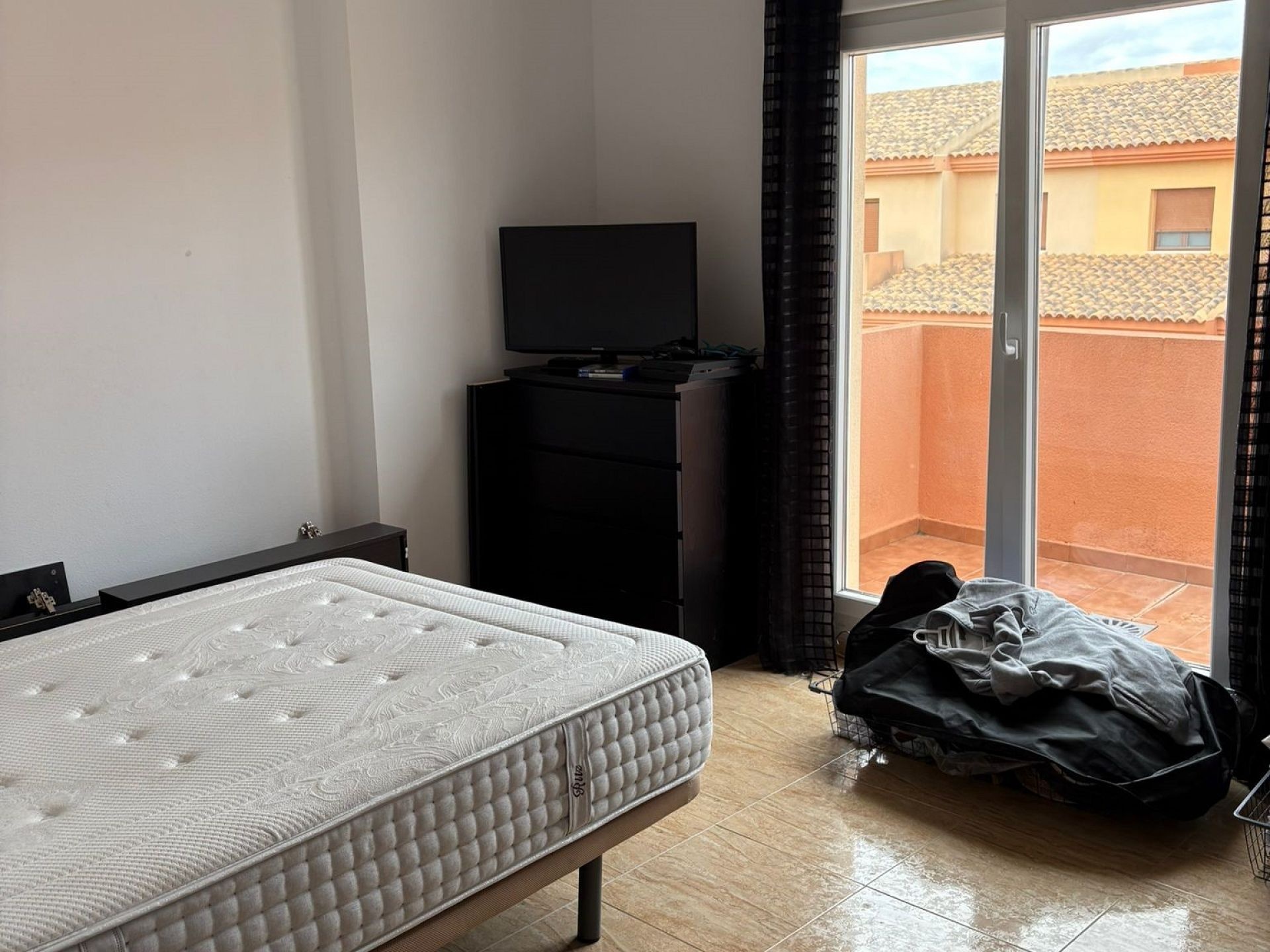 w_whatsapp-image-2025-05-13-at-22.27.52