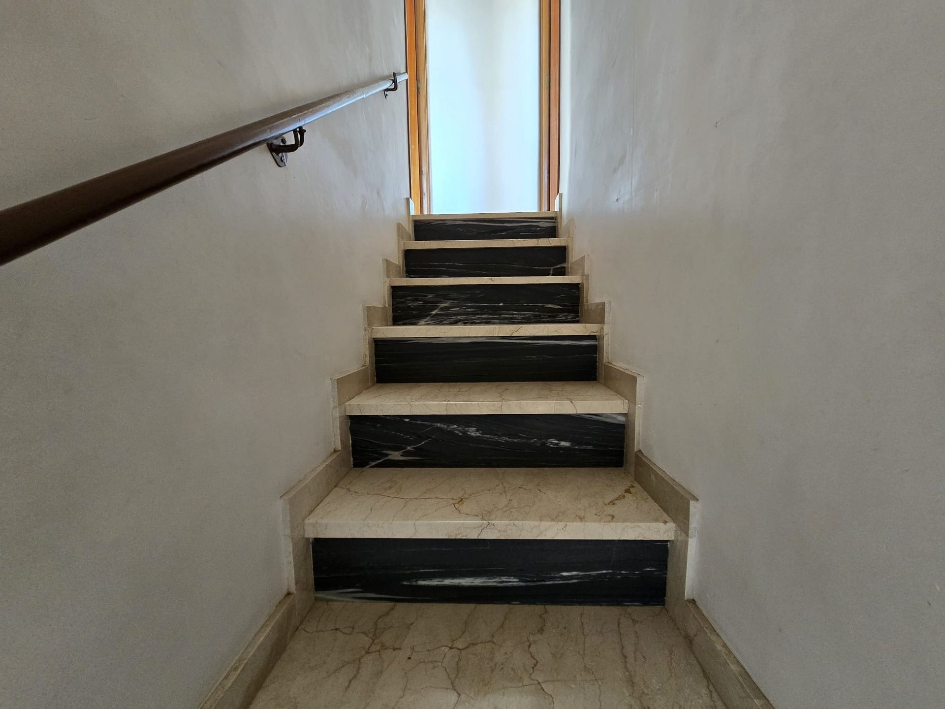 w_whatsapp-image-2025-05-19-at-20.22.06-3-