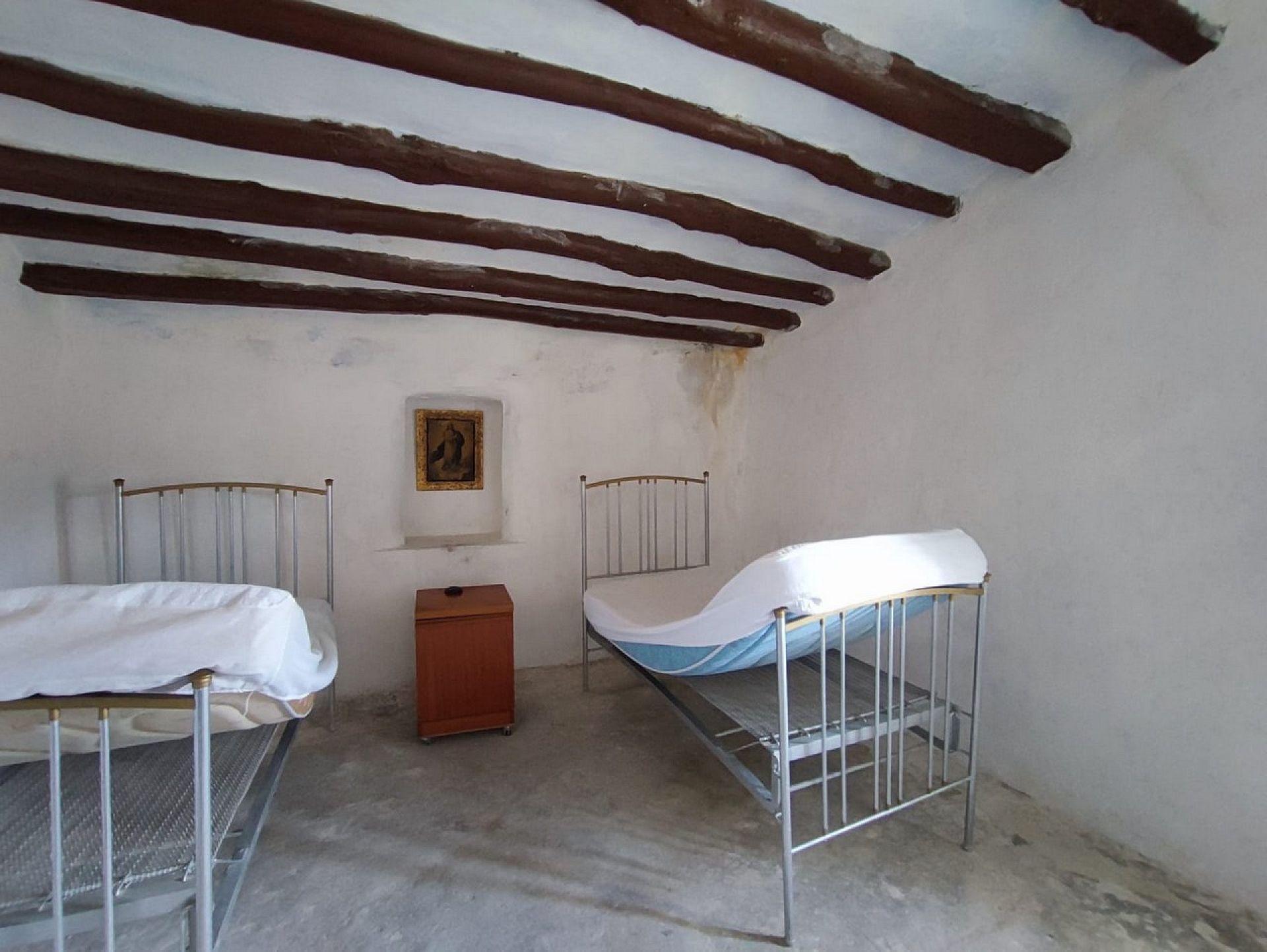 w_whatsapp-image-2025-06-06-at-18.47.31-1-