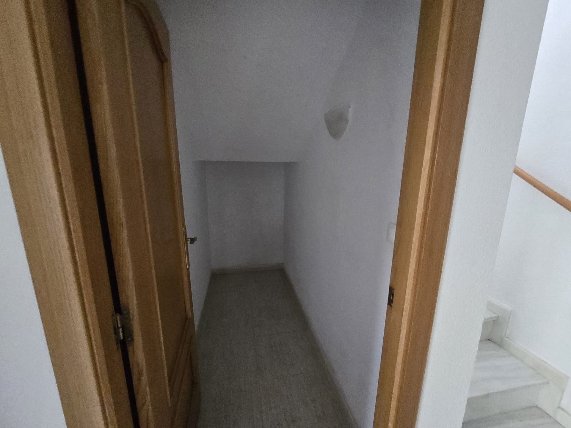 w_whatsapp-image-2025-12-04-at-16.01.03-20-