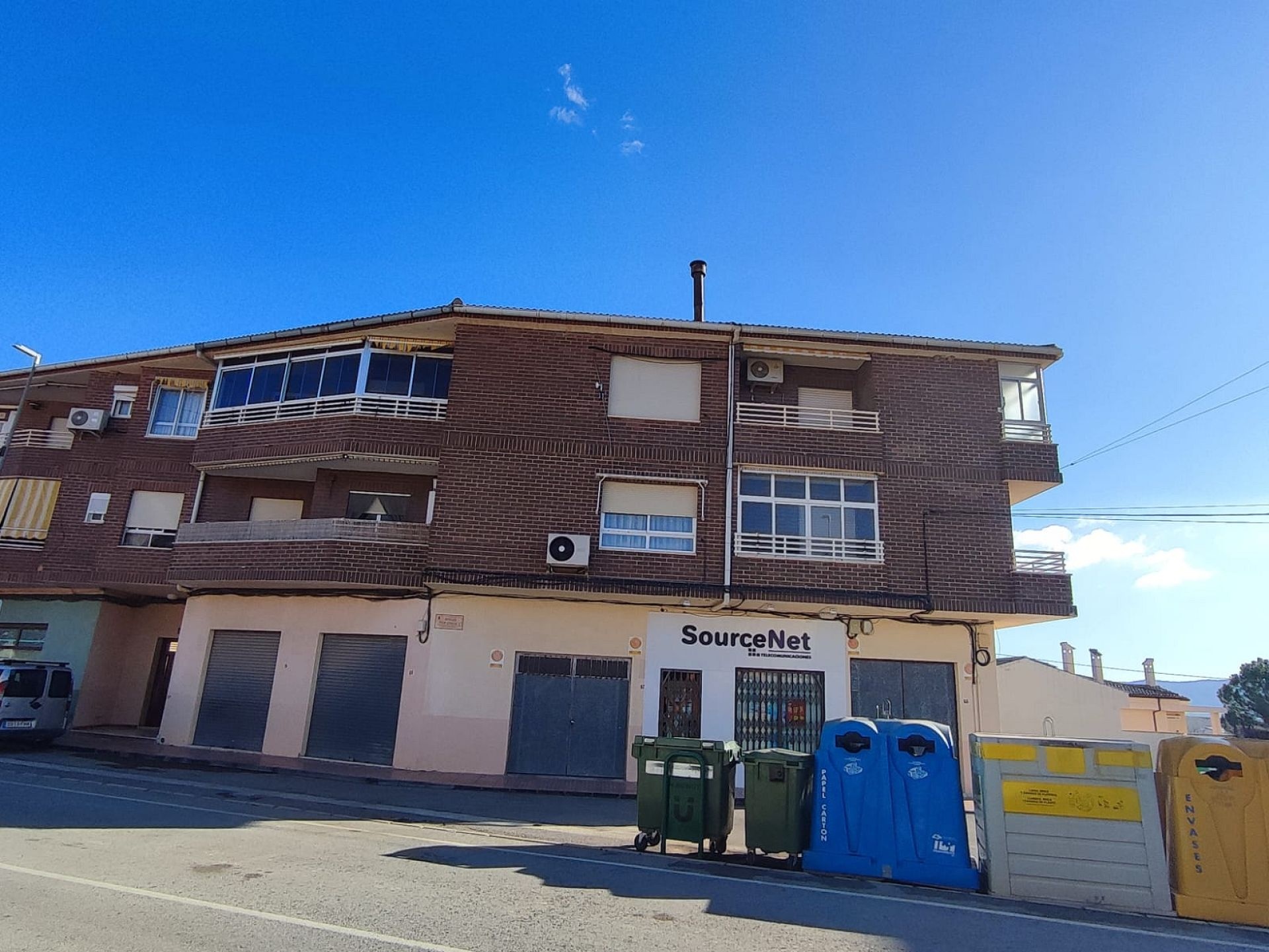 w_whatsapp-image-2025-12-30-at-11.23.07