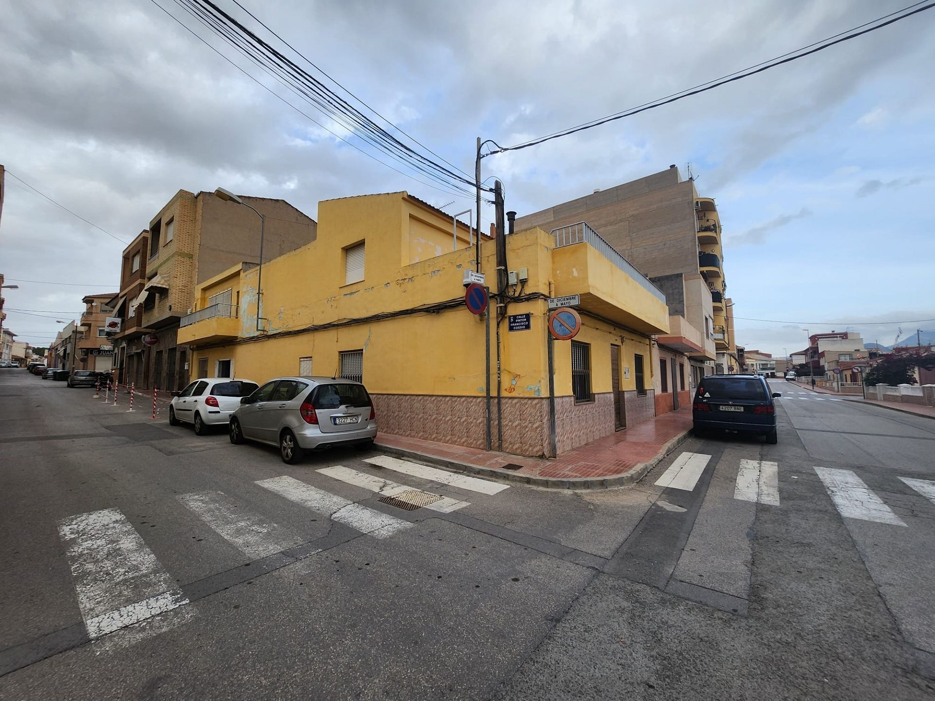 w_whatsapp-image-2025-12-30-at-11.46.05