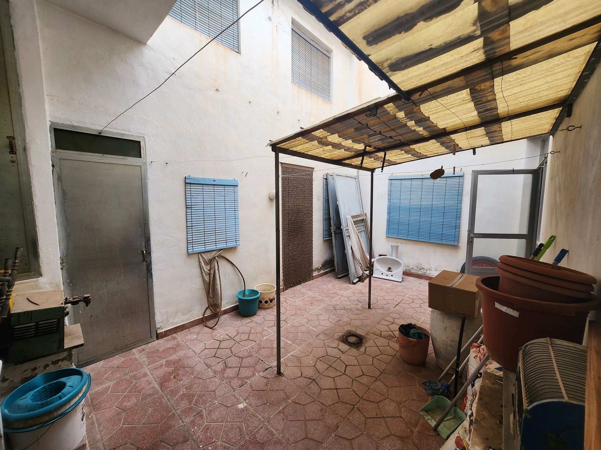 w_whatsapp-image-2025-12-30-at-11.46.12-1-