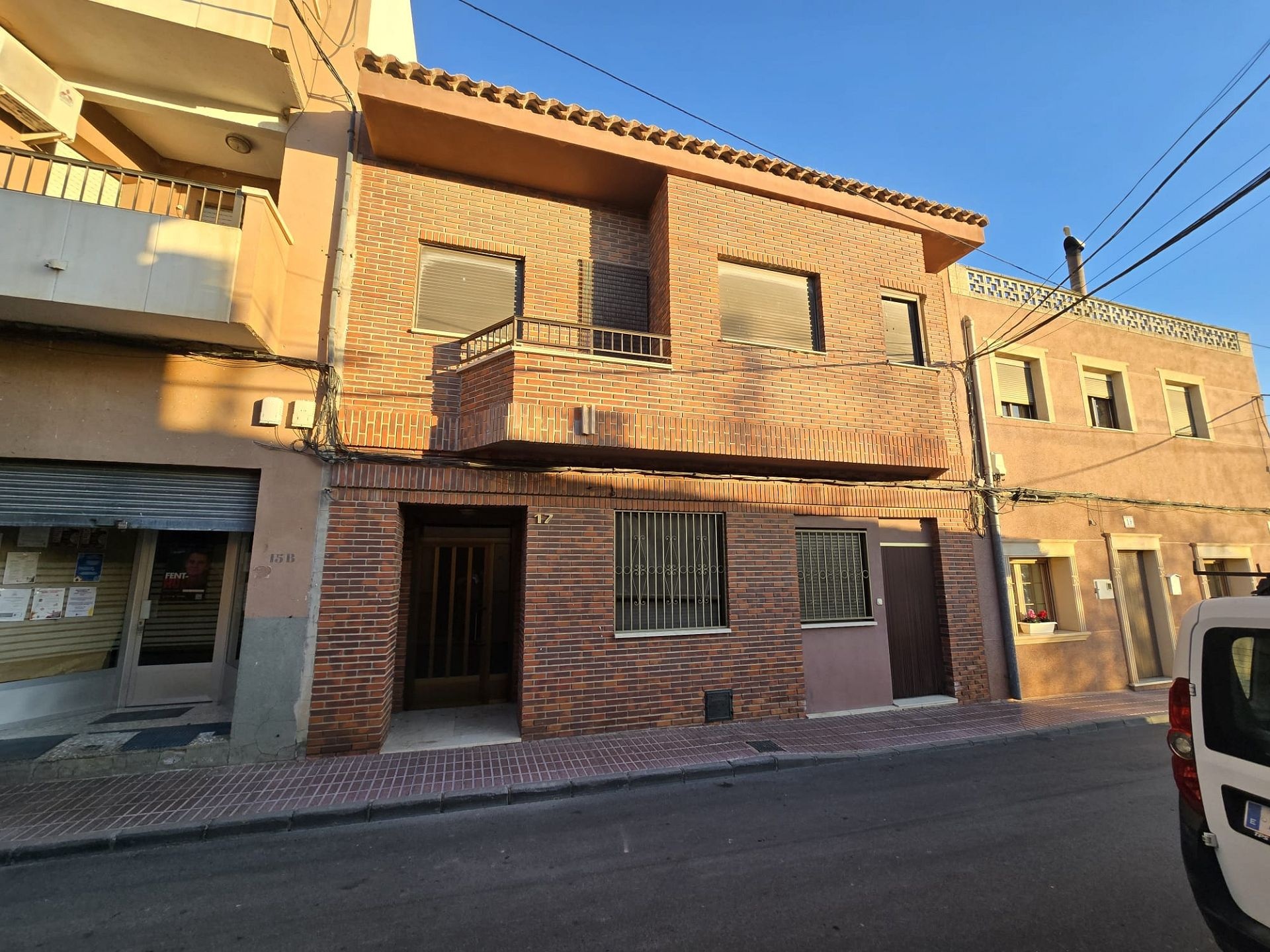 w_whatsapp-image-2026-01-15-at-10.17.48-2-