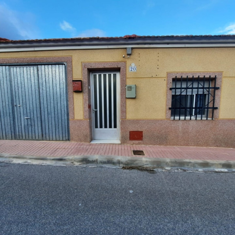 Stadthaus in Salinas (Alicante)