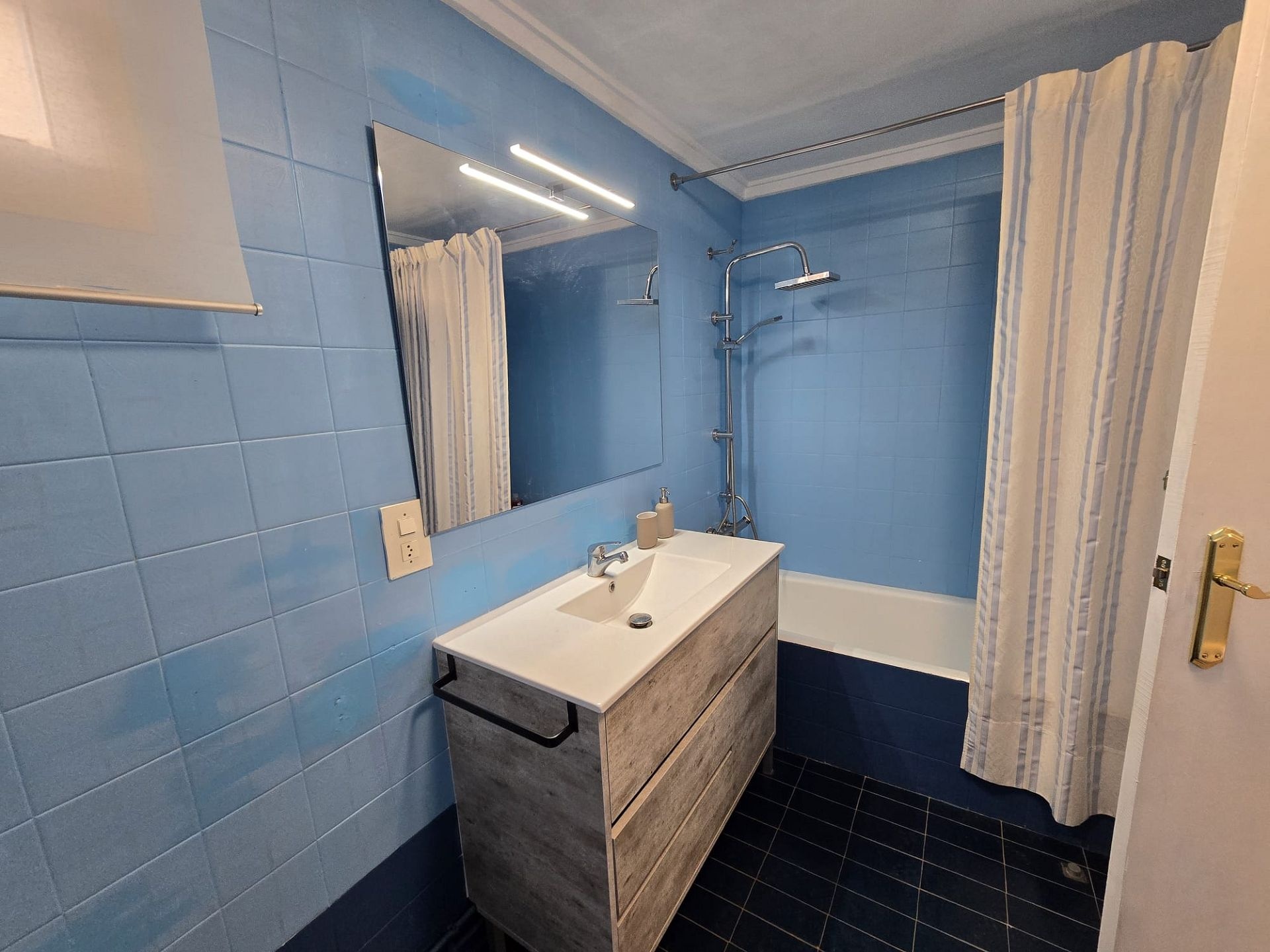 w_whatsapp-image-2026-01-22-at-12.39.05-1-