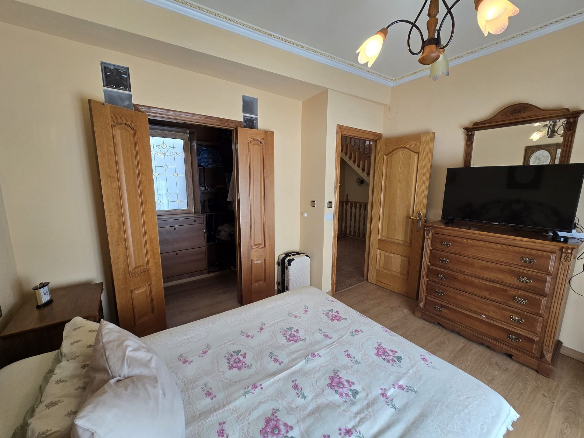 w_whatsapp-image-2026-02-04-at-13.15.57-4-