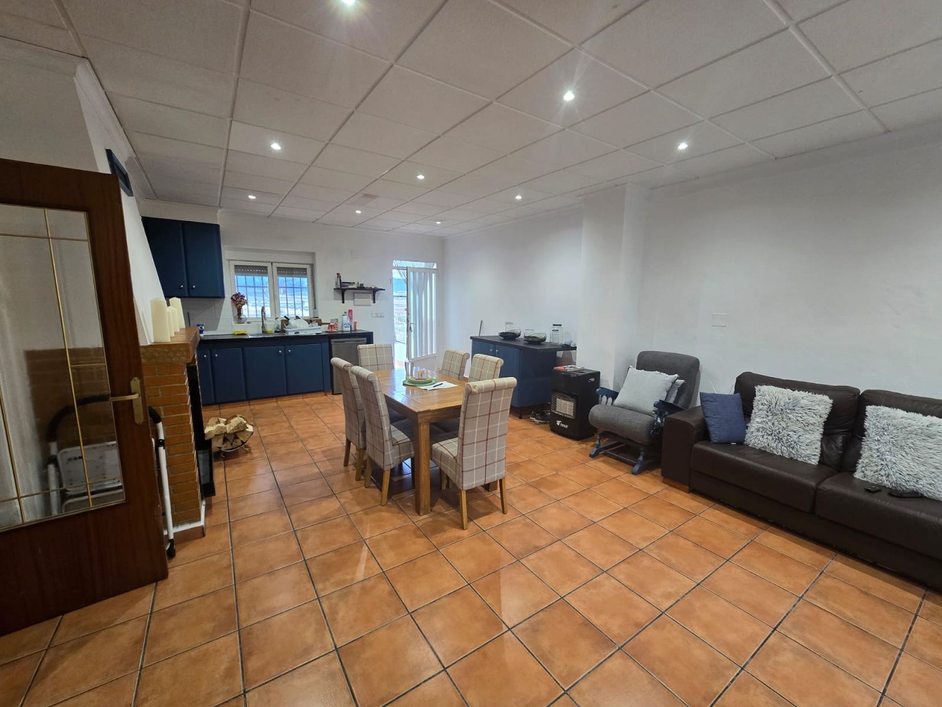 w_whatsapp-image-2026-02-09-at-11.23.10-1-