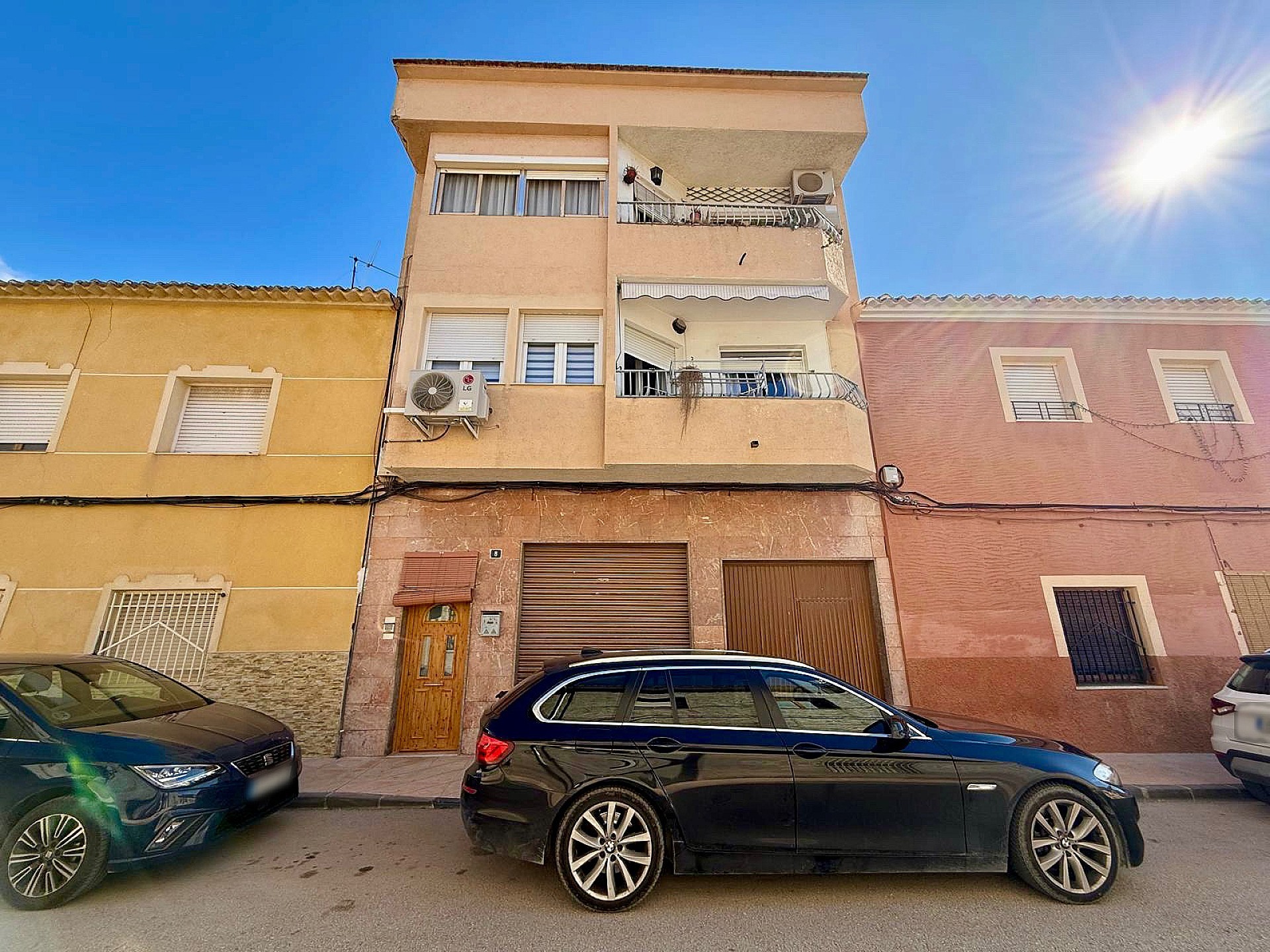 w_wiac7arebmzinz2ikx5i