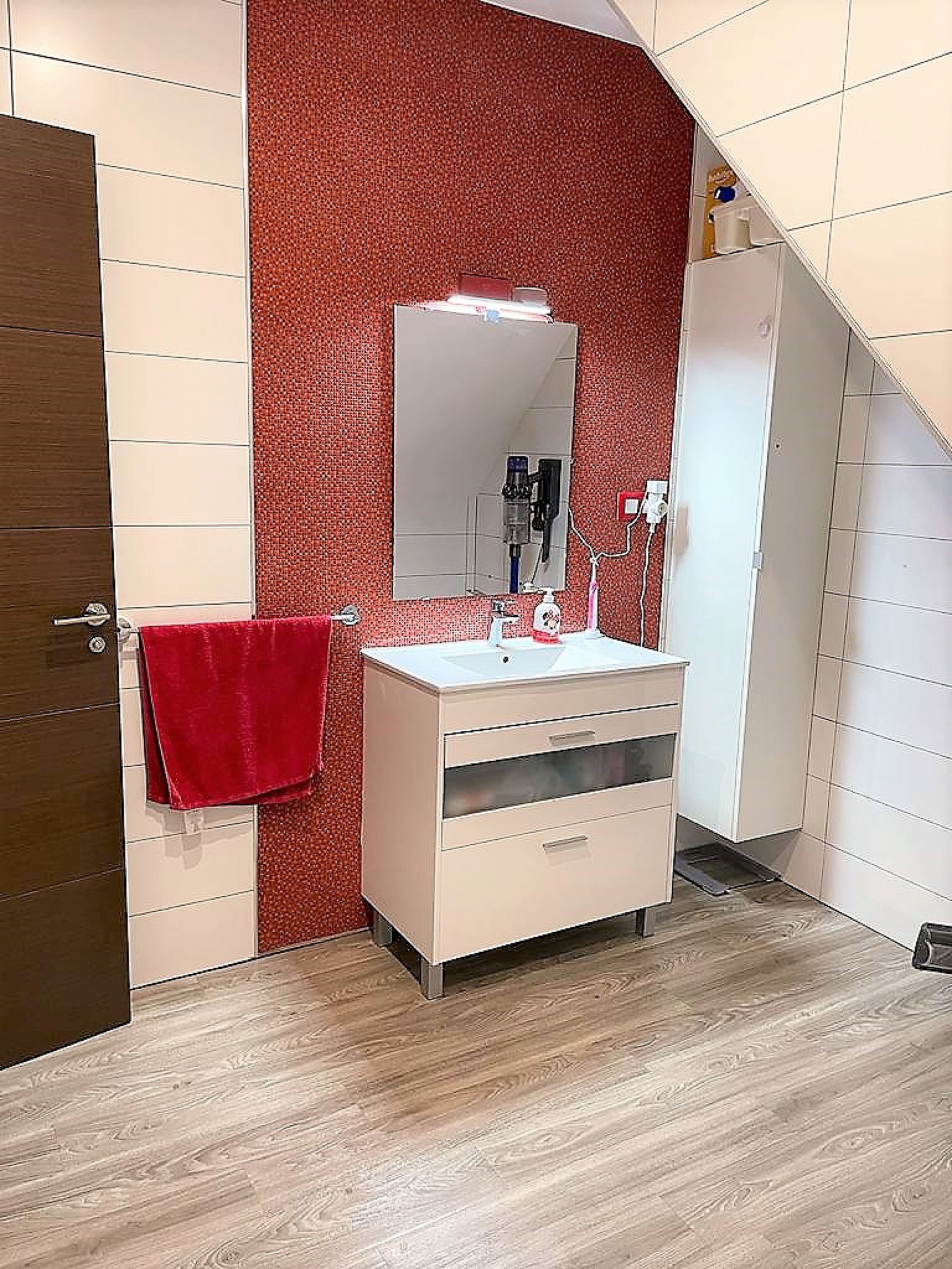 w_y5gcv0uqwr8d7cf4hbap