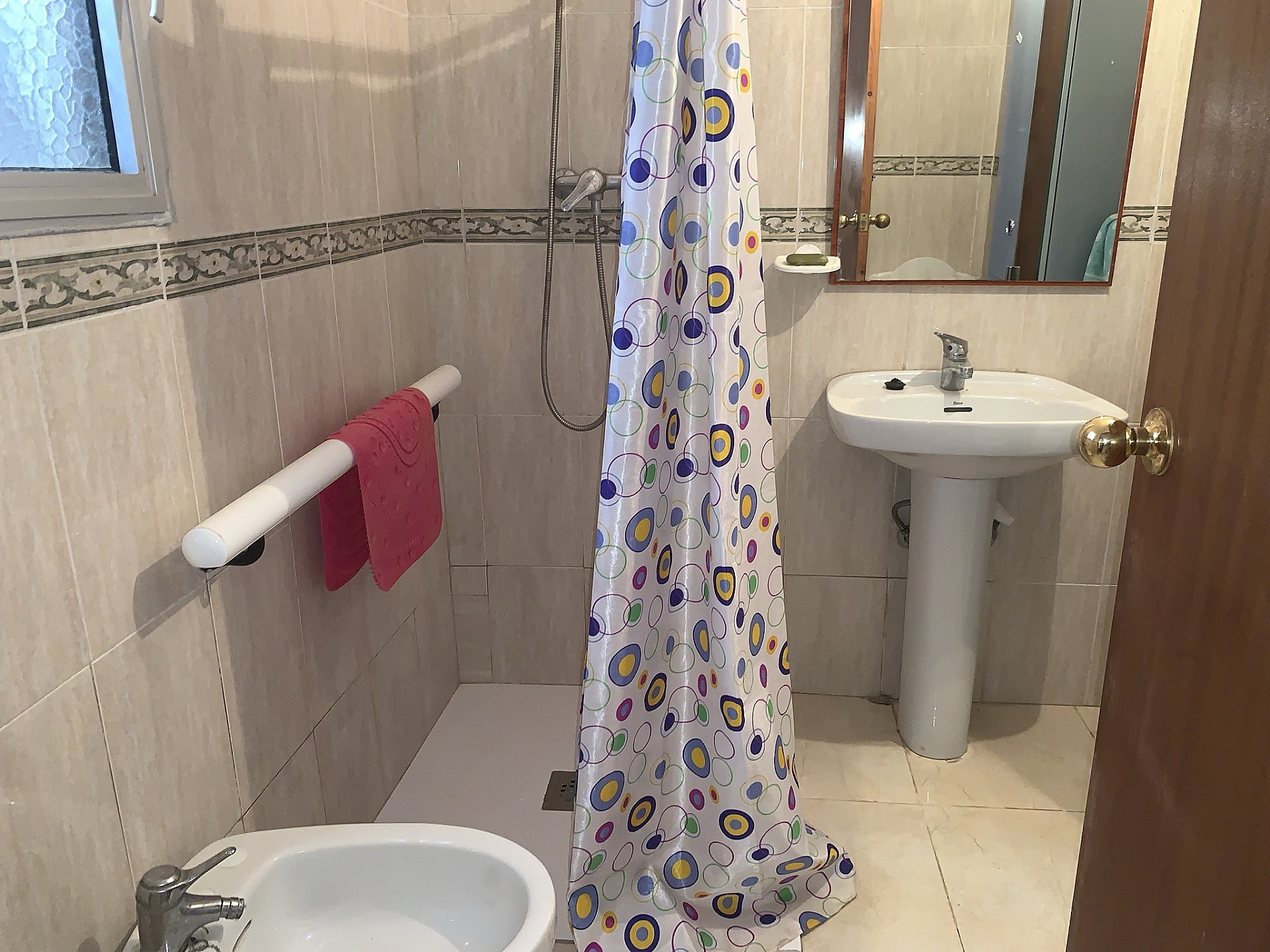 w_ybun66oyygfqt4vcu5sj