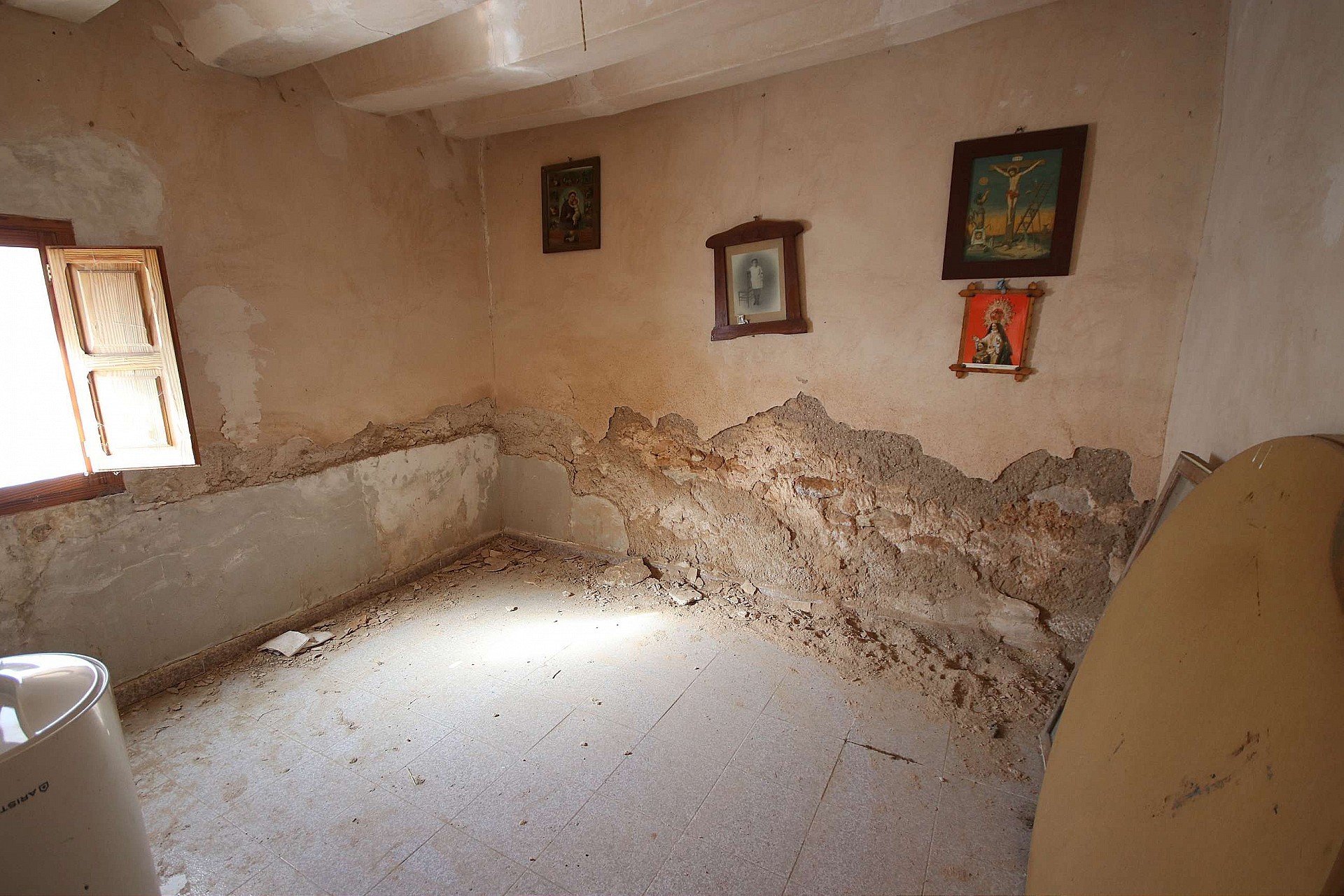 w_ytuhc62vnk6bn4hqsaq3