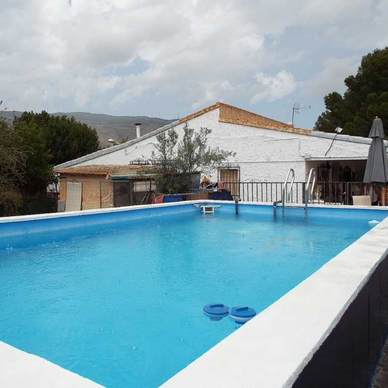 Villa in Caudete (Albacete)