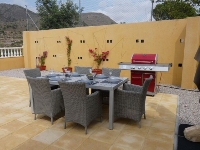 02-zwembad-en-terras-04-639×479