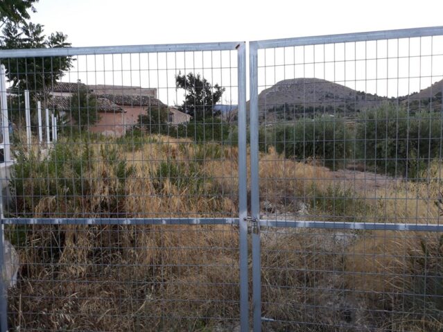 12.Acceso-trasero-vehiculos-639×479