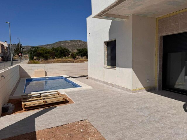 72467cbc-a72f-4374-a47c-d81fdf16a68a-639×479