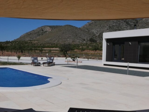 Villa in La Romana (Alicante)