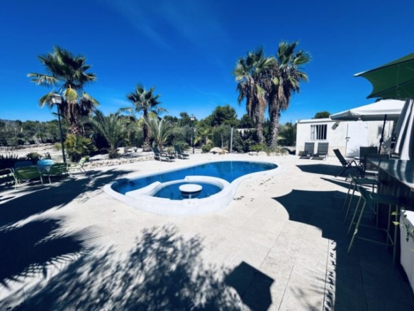 Villa in Monovar (Alicante)