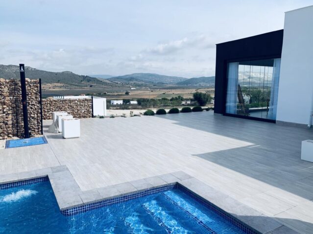 Villa in Hondon De Las Nieves (Alicante)