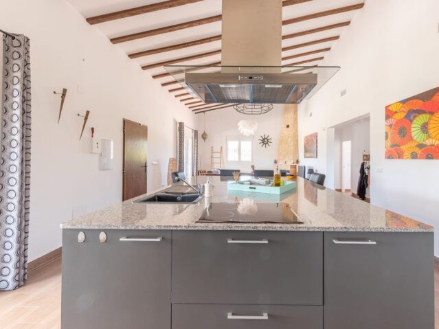 PHOTO-2022-04-14-29-22-639×479