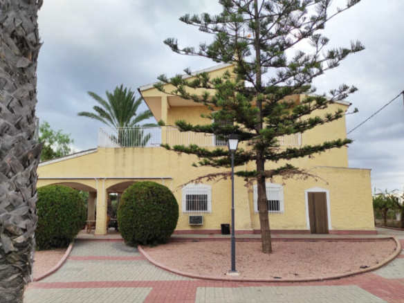Villa in Crevillente (Alicante)