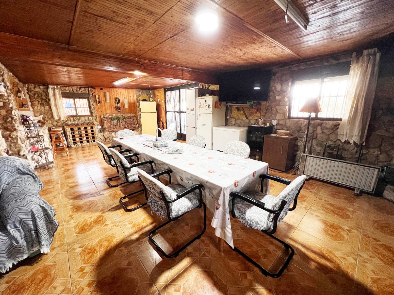 d68d2a443f136468d2a443f13b2