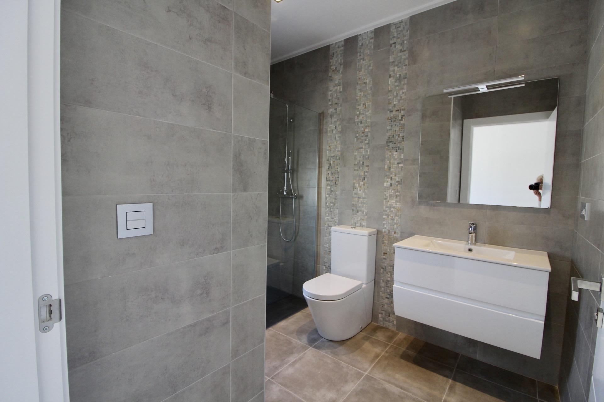 g_br6zfgcjcyttn2t8urtb