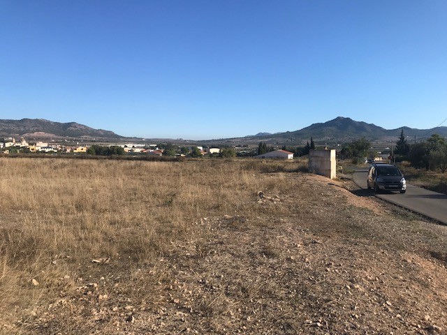 o_1fir88p3aqecnnog0v58t105e2a