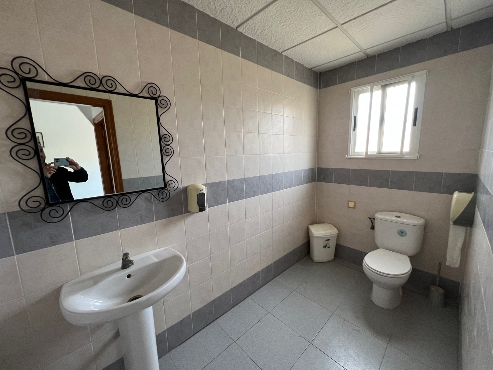 o_1gs2gtr7a14spprvq1f1f591c9n2b