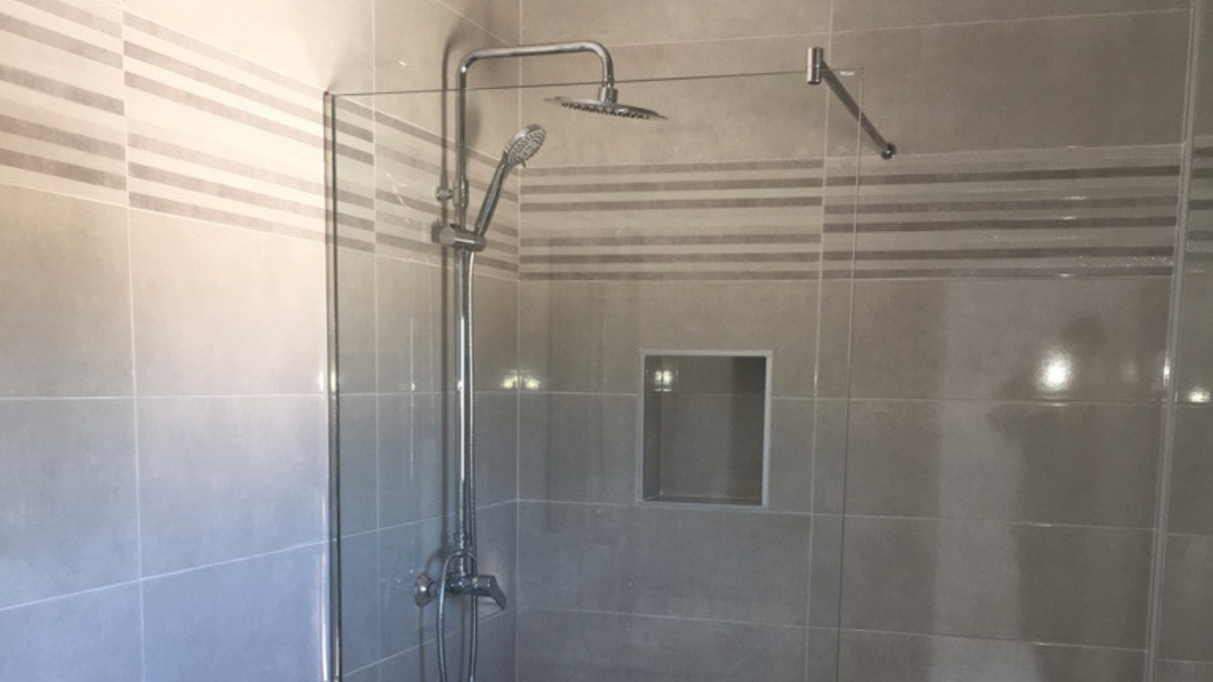 o_1hg8dus0d1ludqee1vfnh7b1hb022