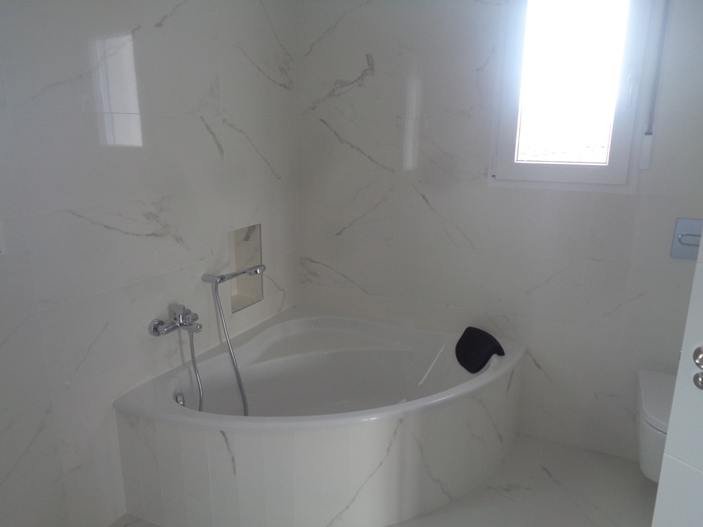 o_1hg8i7l0n1vh3l8ft4khf1m535p