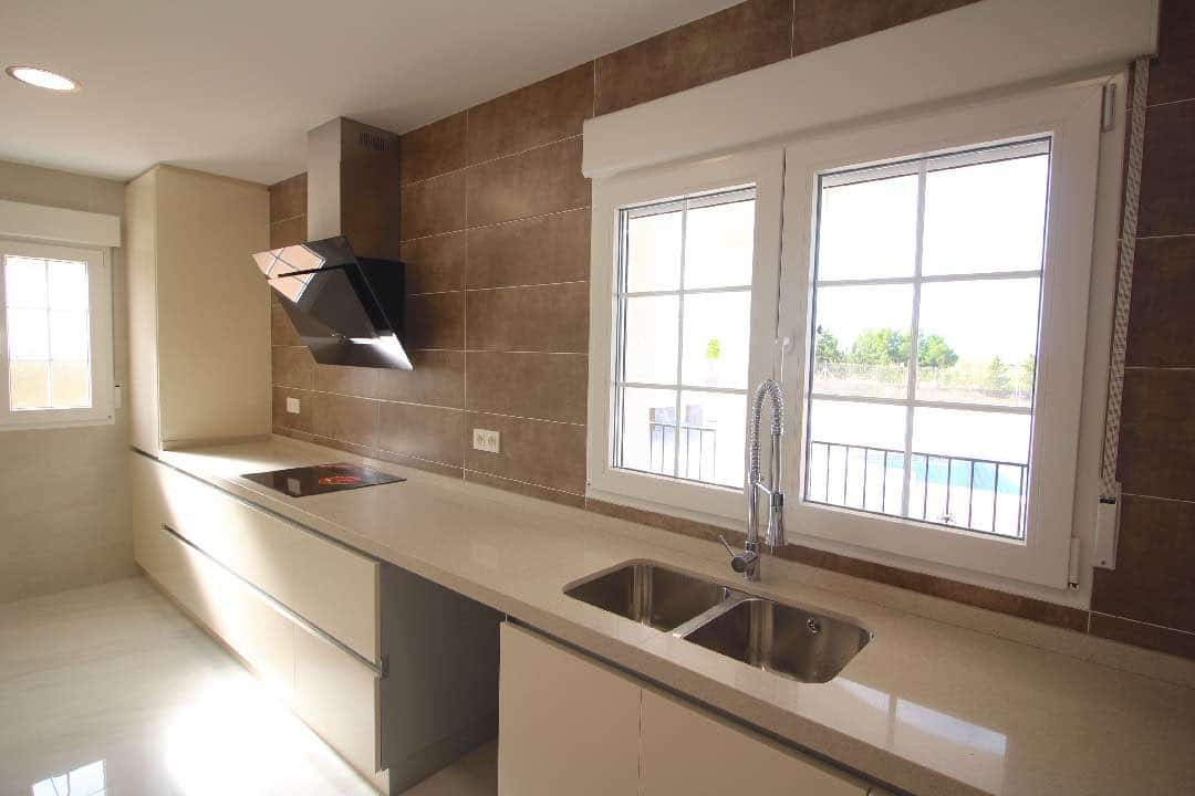 o_1hg8j5aj819agtgl1asfkk1p5j2i