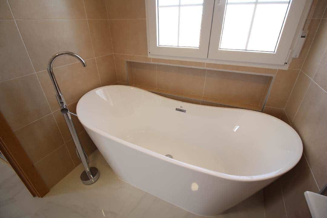 o_1hg8j5aj81ofl1soavgod5i1ifp2o