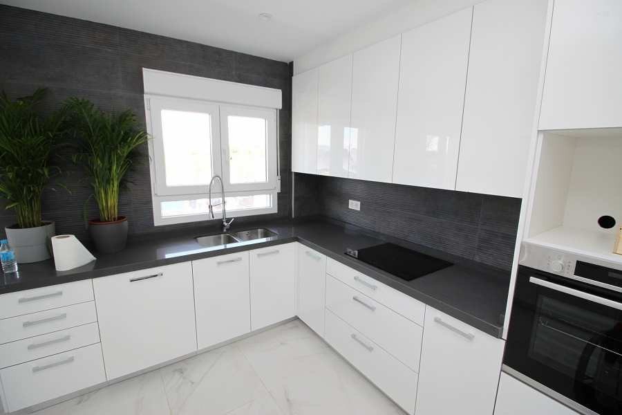 o_1hg8k9ipvrmg1dic9q3st15gb29