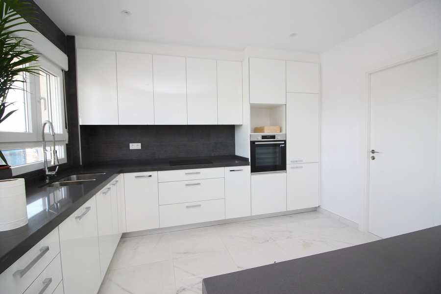 o_1hg8k9iq22p61sl9gkcs581bt42i