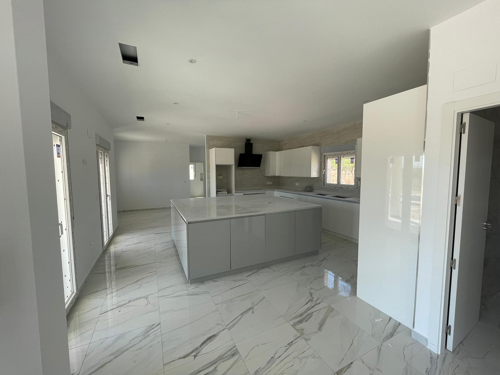 o_1hg8koo6r191v1v2eiihvnd27r2c