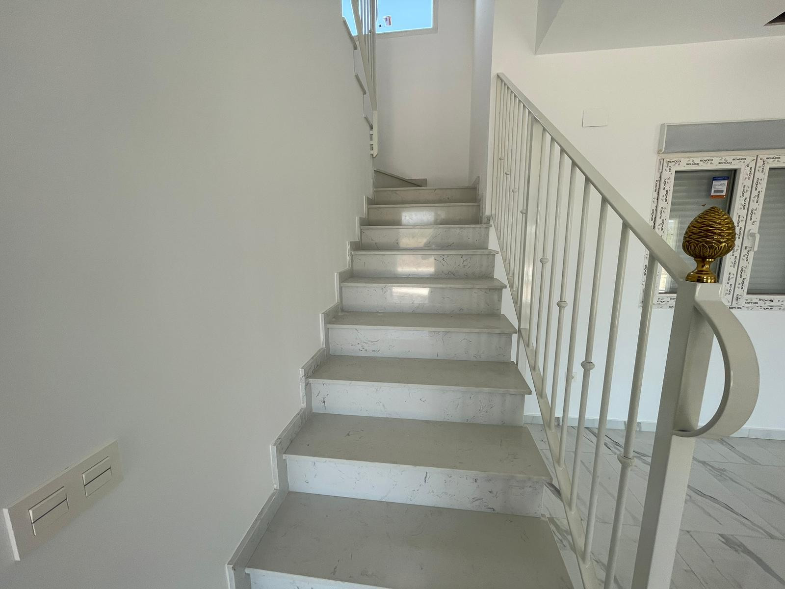 o_1hg8koo6r1rg612km56c12gg138t2n